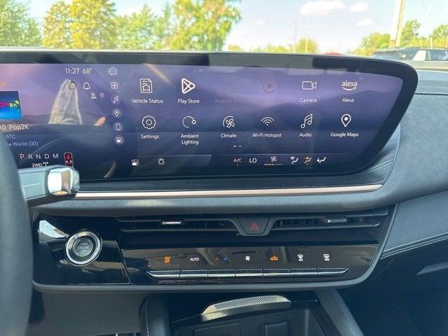 used 2025 Buick Envision car, priced at $35,995