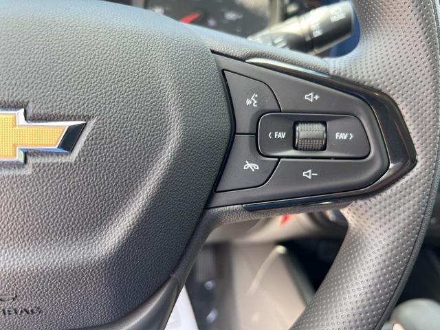 new 2025 Chevrolet Trax car, priced at $23,810