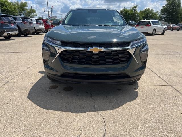 new 2025 Chevrolet Trax car, priced at $23,810