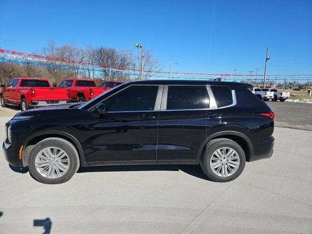 used 2024 Mitsubishi Outlander car, priced at $25,995