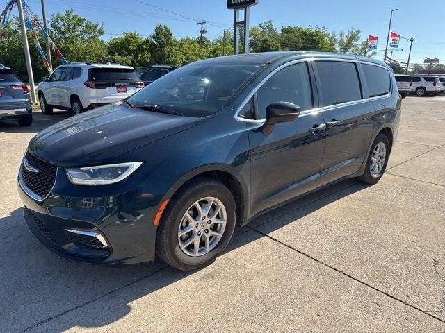 used 2023 Chrysler Pacifica car, priced at $24,995
