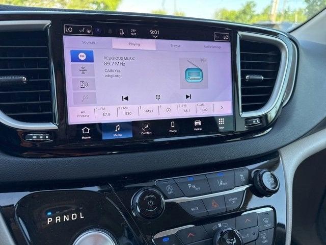 used 2023 Chrysler Pacifica car, priced at $24,995