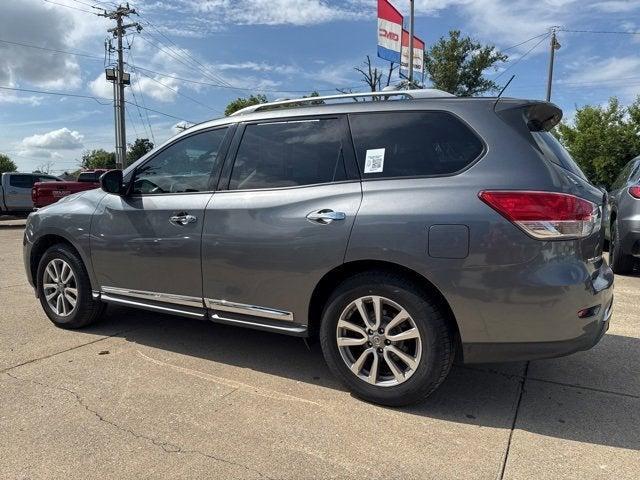 used 2015 Nissan Pathfinder car, priced at $12,995