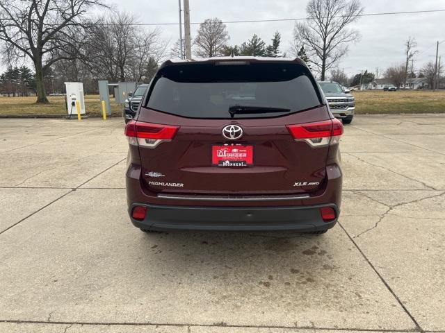 used 2019 Toyota Highlander car, priced at $20,995