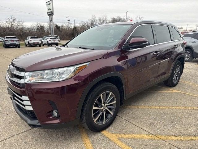 used 2019 Toyota Highlander car, priced at $22,466