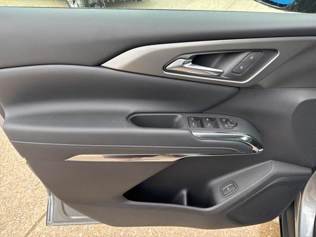 new 2025 Chevrolet Traverse car, priced at $45,840