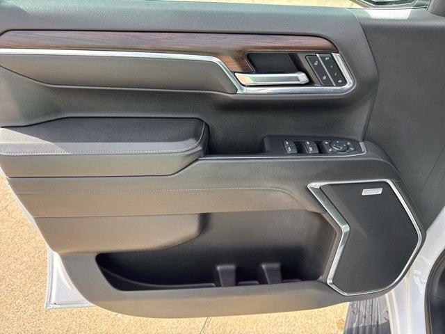 used 2023 GMC Sierra 1500 car, priced at $45,152