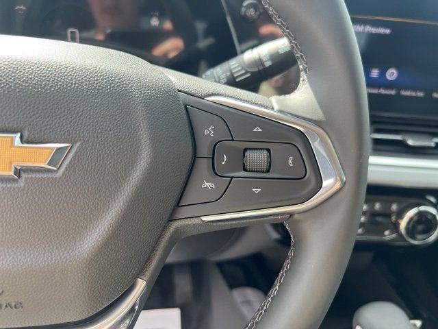 new 2025 Chevrolet Trax car, priced at $25,880