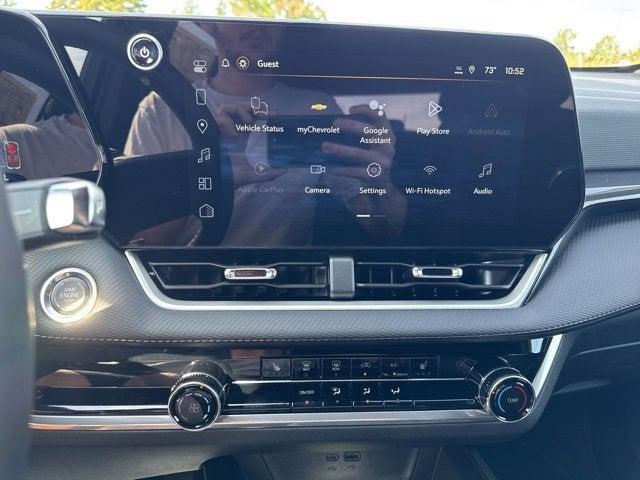 new 2026 Chevrolet Equinox car, priced at $31,995