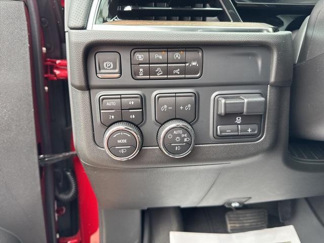 new 2025 Chevrolet Tahoe car, priced at $93,715