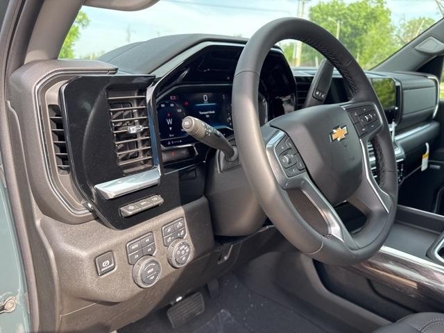 new 2025 Chevrolet Silverado 2500 car, priced at $70,065