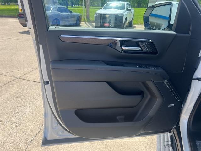 new 2025 Chevrolet Tahoe car, priced at $93,990
