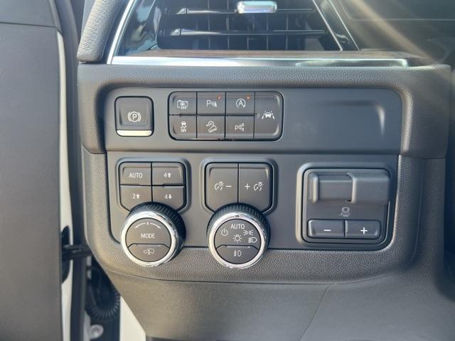new 2025 Chevrolet Tahoe car, priced at $93,990