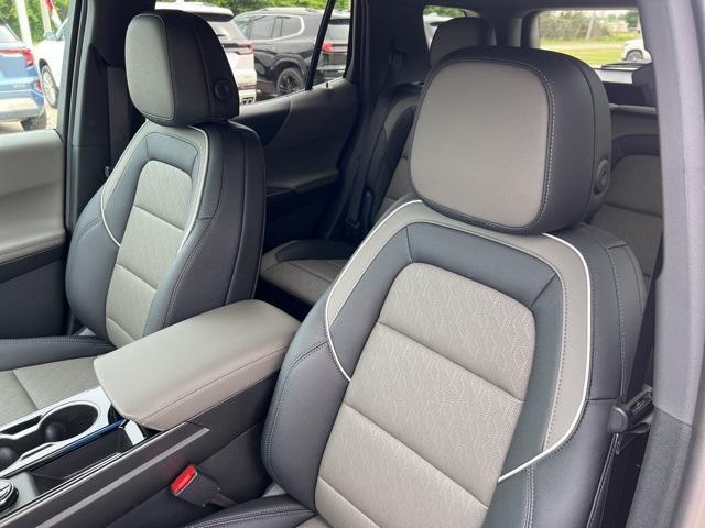 new 2026 Chevrolet Equinox car, priced at $37,375