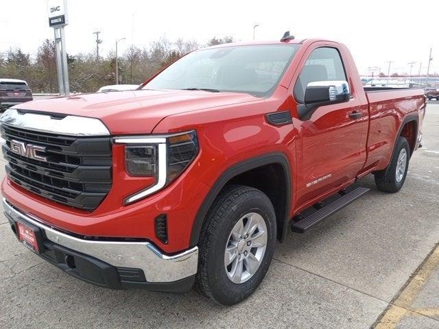 new 2025 GMC Sierra 1500 car, priced at $43,245