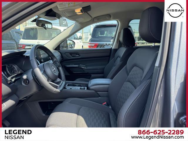 used 2025 Nissan Pathfinder car, priced at $33,250