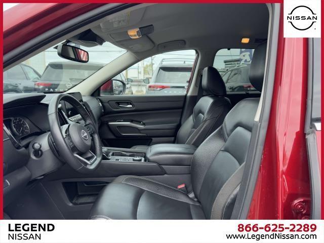 used 2022 Nissan Pathfinder car, priced at $27,999