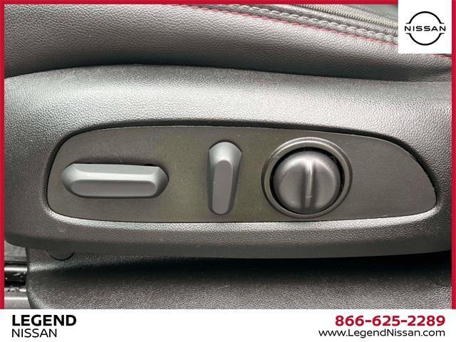 used 2023 Chevrolet Traverse car, priced at $29,429