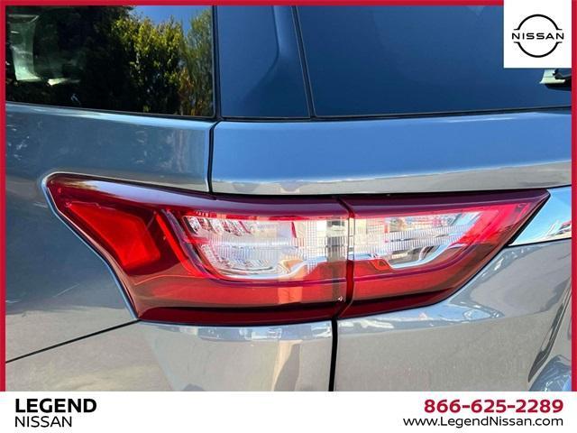 used 2019 Chevrolet Traverse car, priced at $17,667