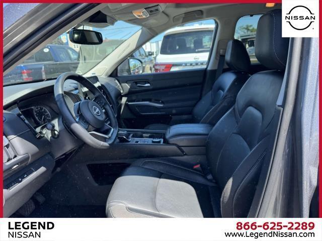 used 2022 Nissan Pathfinder car, priced at $29,400