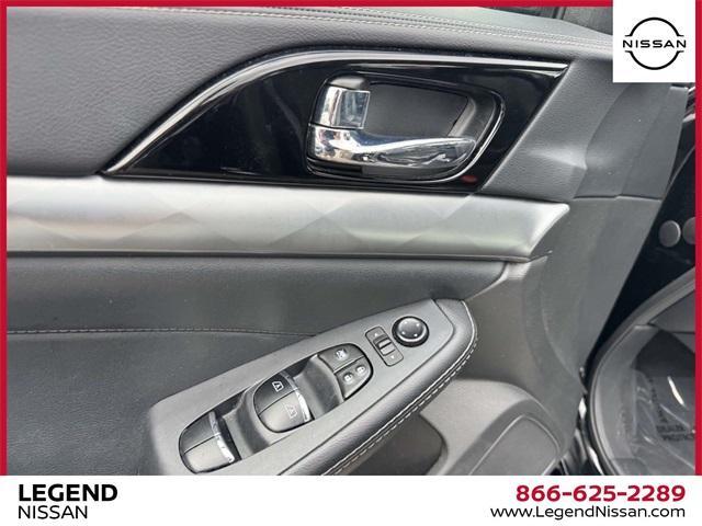 used 2023 Nissan Maxima car, priced at $18,900