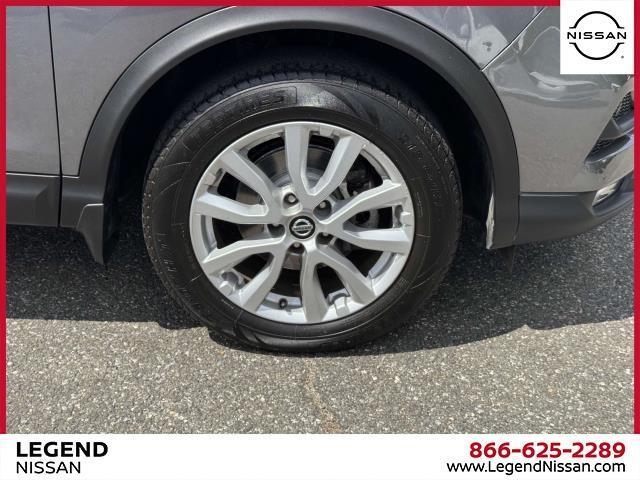 used 2022 Nissan Rogue Sport car, priced at $15,450