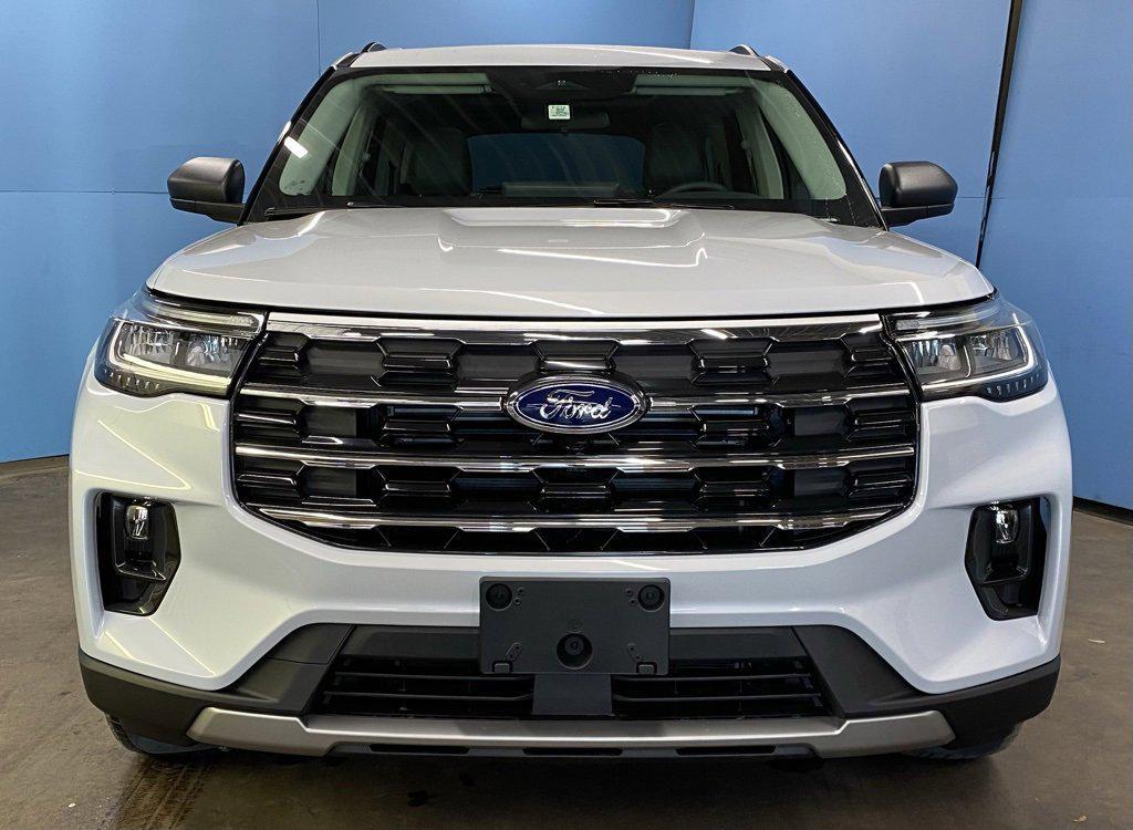 new 2025 Ford Explorer car, priced at $47,373
