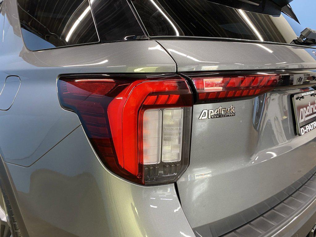 new 2025 Ford Explorer car, priced at $50,308