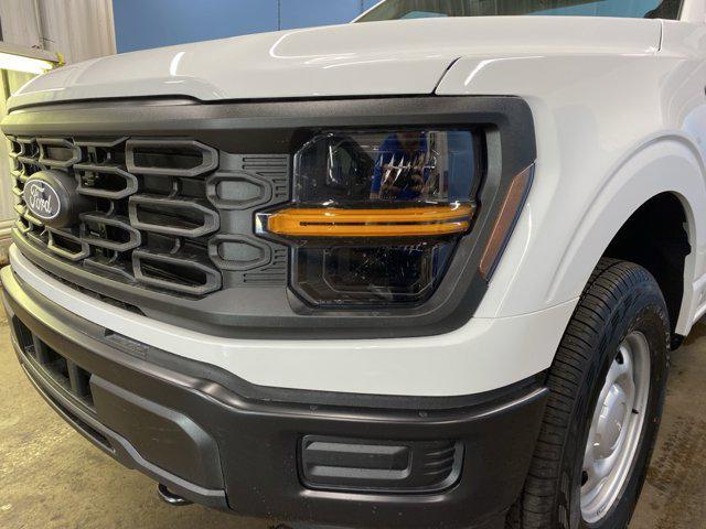 new 2025 Ford F-150 car, priced at $42,052