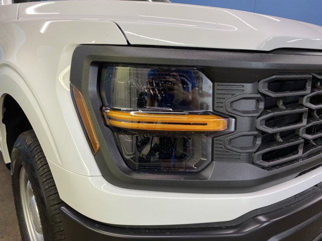 new 2025 Ford F-150 car, priced at $42,052