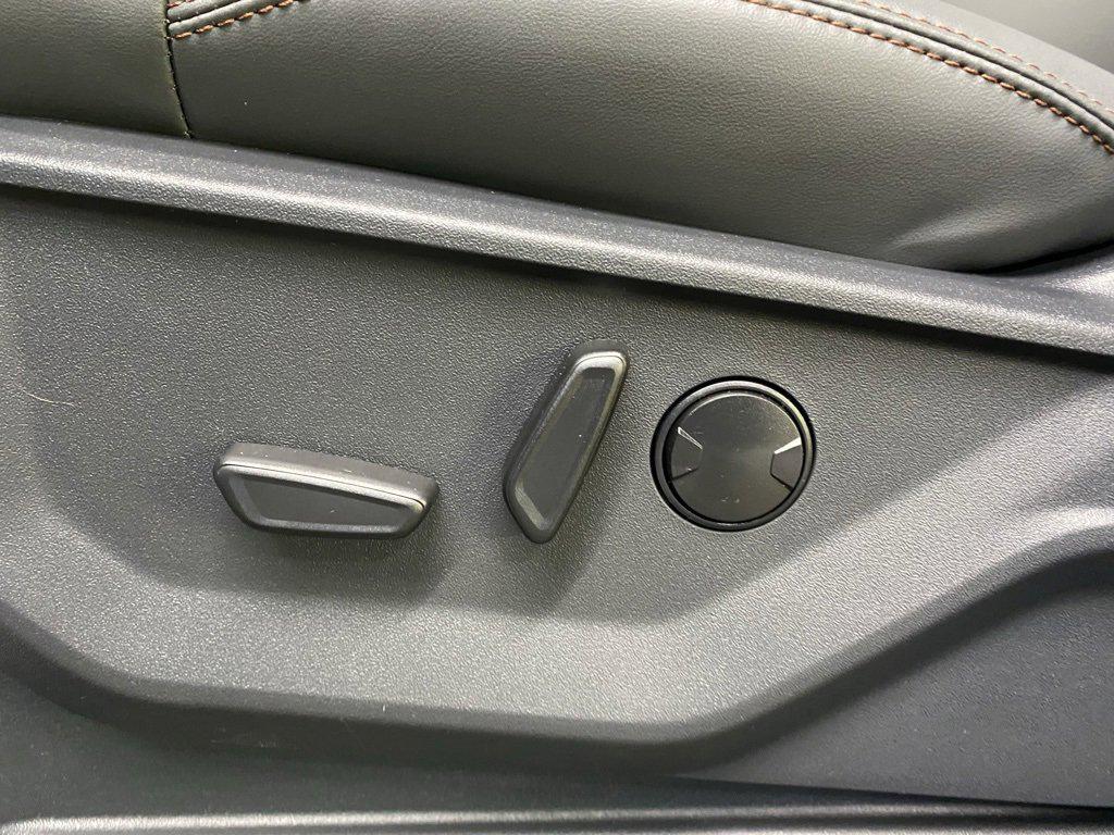 new 2025 Ford Expedition car, priced at $72,885