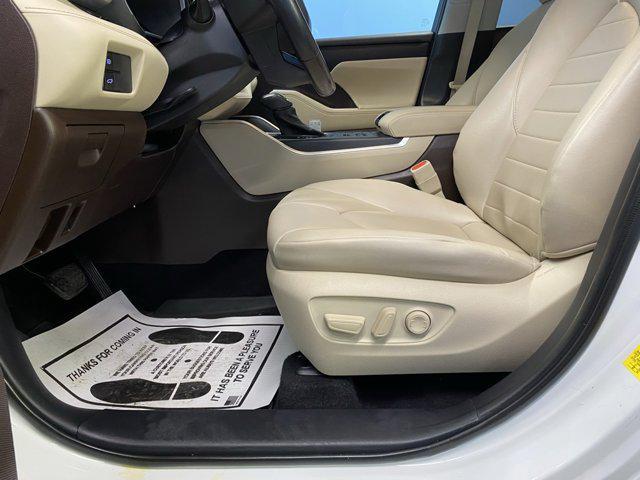 used 2021 Toyota Highlander car, priced at $28,987