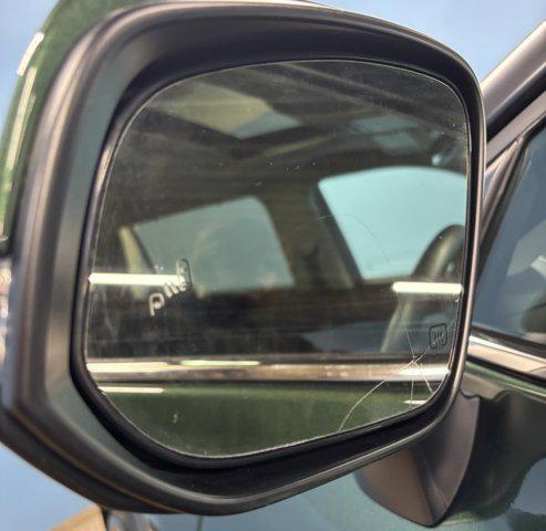 used 2024 Toyota Highlander car, priced at $41,199