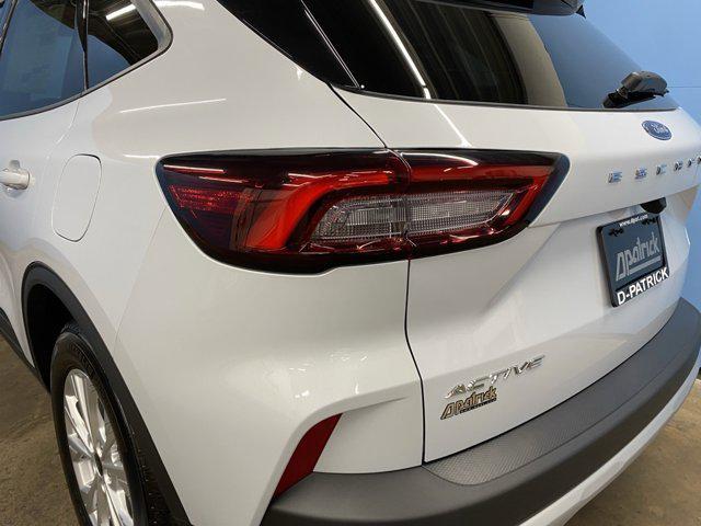 new 2025 Ford Escape car, priced at $26,544