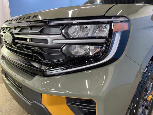 new 2025 Ford Expedition car, priced at $83,025