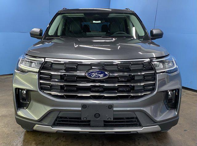new 2025 Ford Explorer car, priced at $47,372