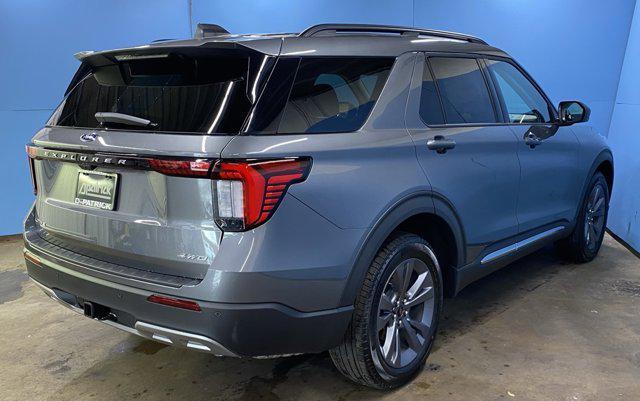 new 2025 Ford Explorer car, priced at $47,372