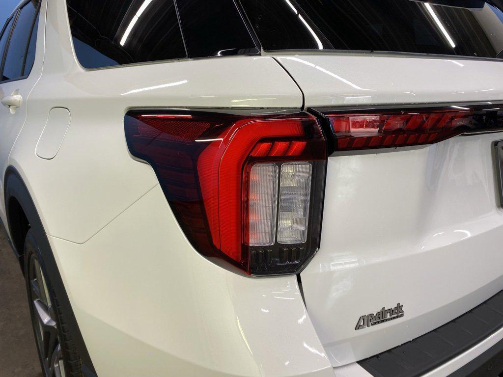 new 2025 Ford Explorer car, priced at $51,055
