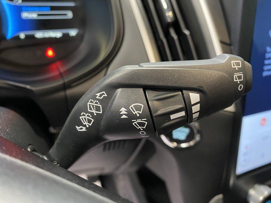 used 2024 Ford Edge car, priced at $33,127