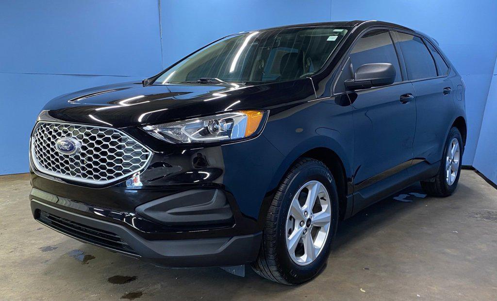 used 2024 Ford Edge car, priced at $33,127