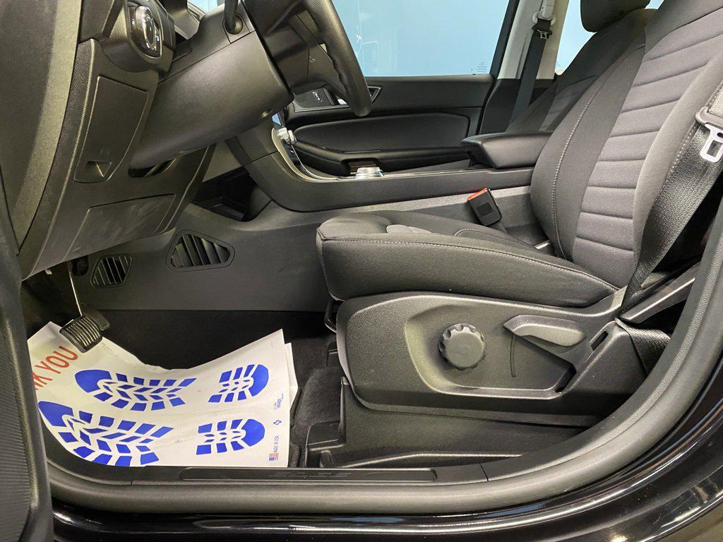 used 2024 Ford Edge car, priced at $33,127