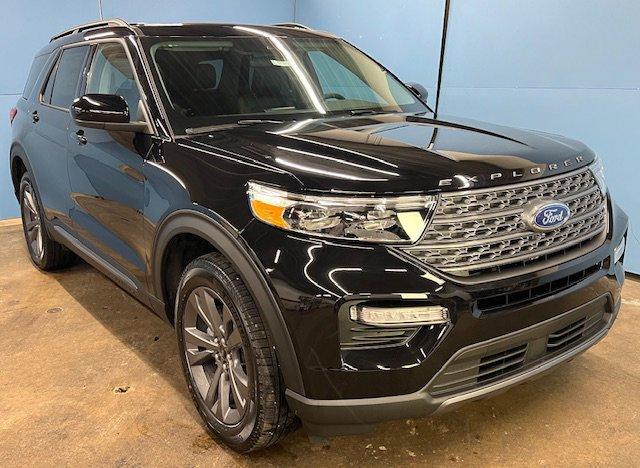 new 2024 Ford Explorer car, priced at $48,653