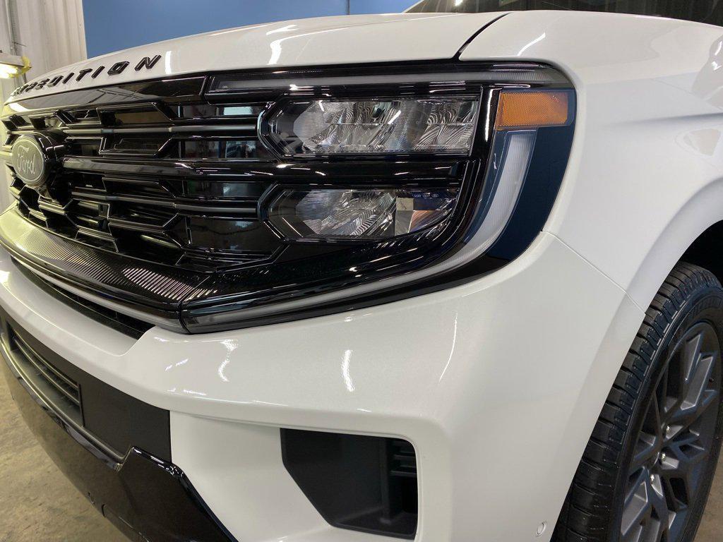 new 2025 Ford Expedition car, priced at $84,485