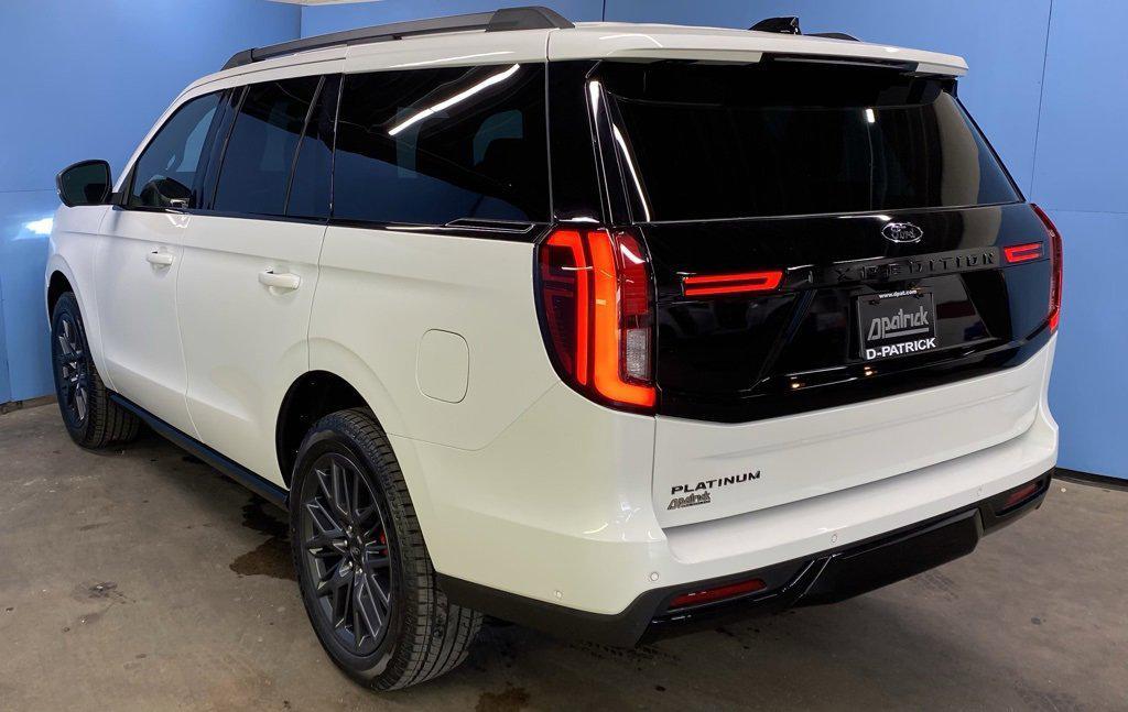 new 2025 Ford Expedition car, priced at $84,485