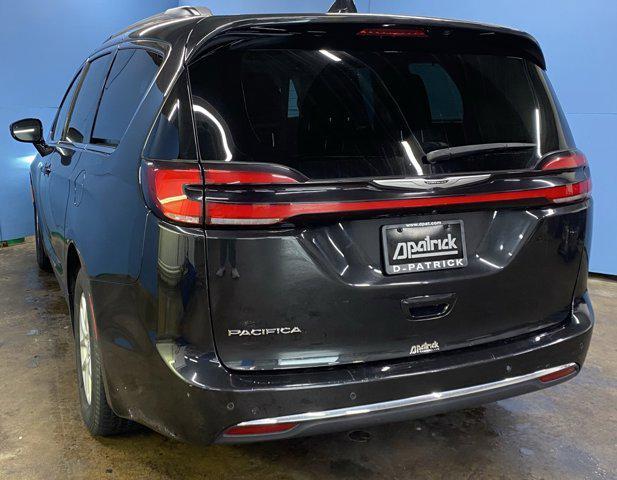 used 2022 Chrysler Pacifica car, priced at $24,387