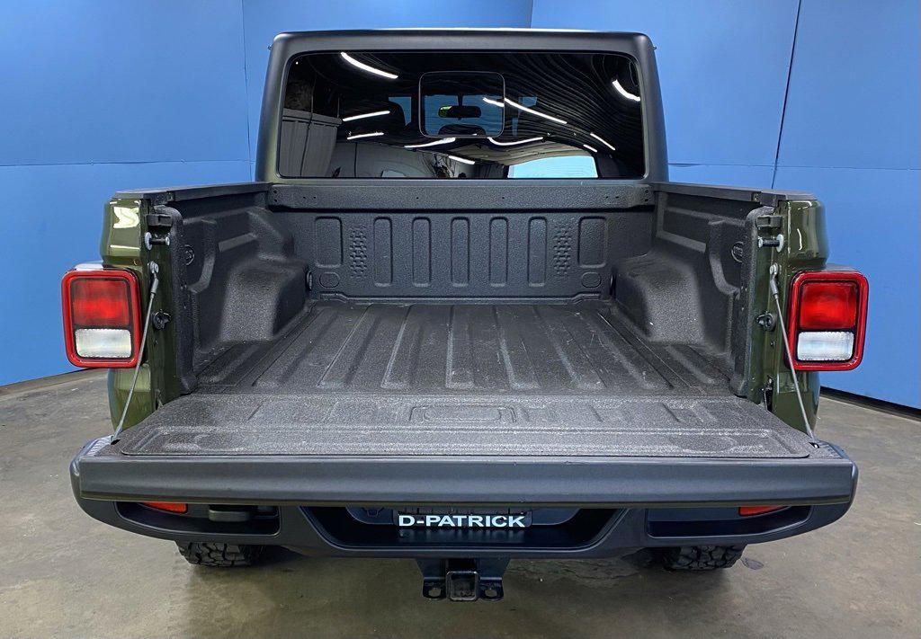 used 2022 Jeep Gladiator car, priced at $32,919