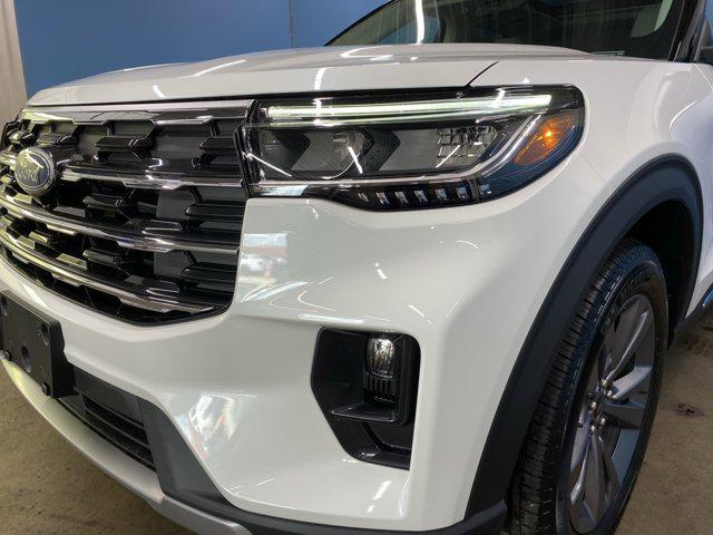 new 2025 Ford Explorer car, priced at $48,119