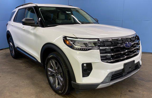 new 2025 Ford Explorer car, priced at $48,119