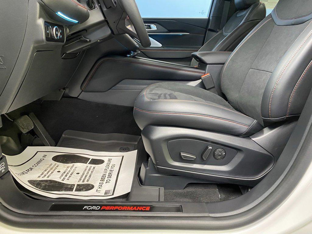 new 2025 Ford Explorer car, priced at $58,289