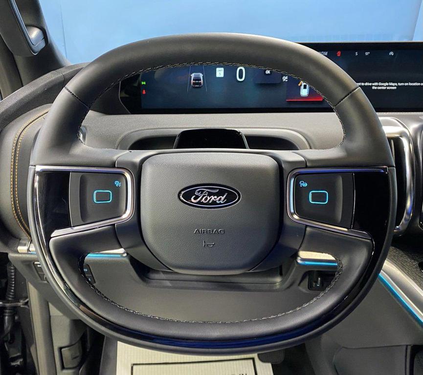new 2025 Ford Expedition car, priced at $84,040